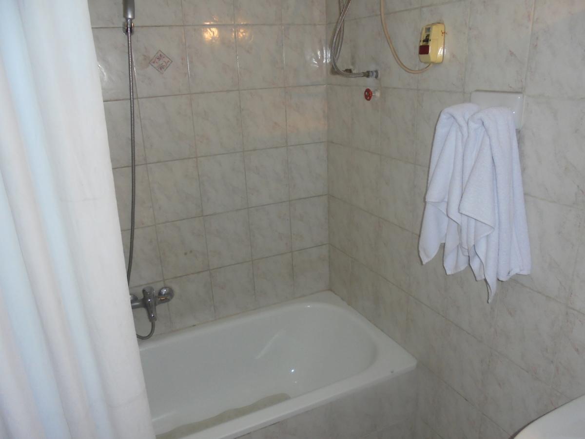 Global Hotel Addis Ababa Dış mekan fotoğraf