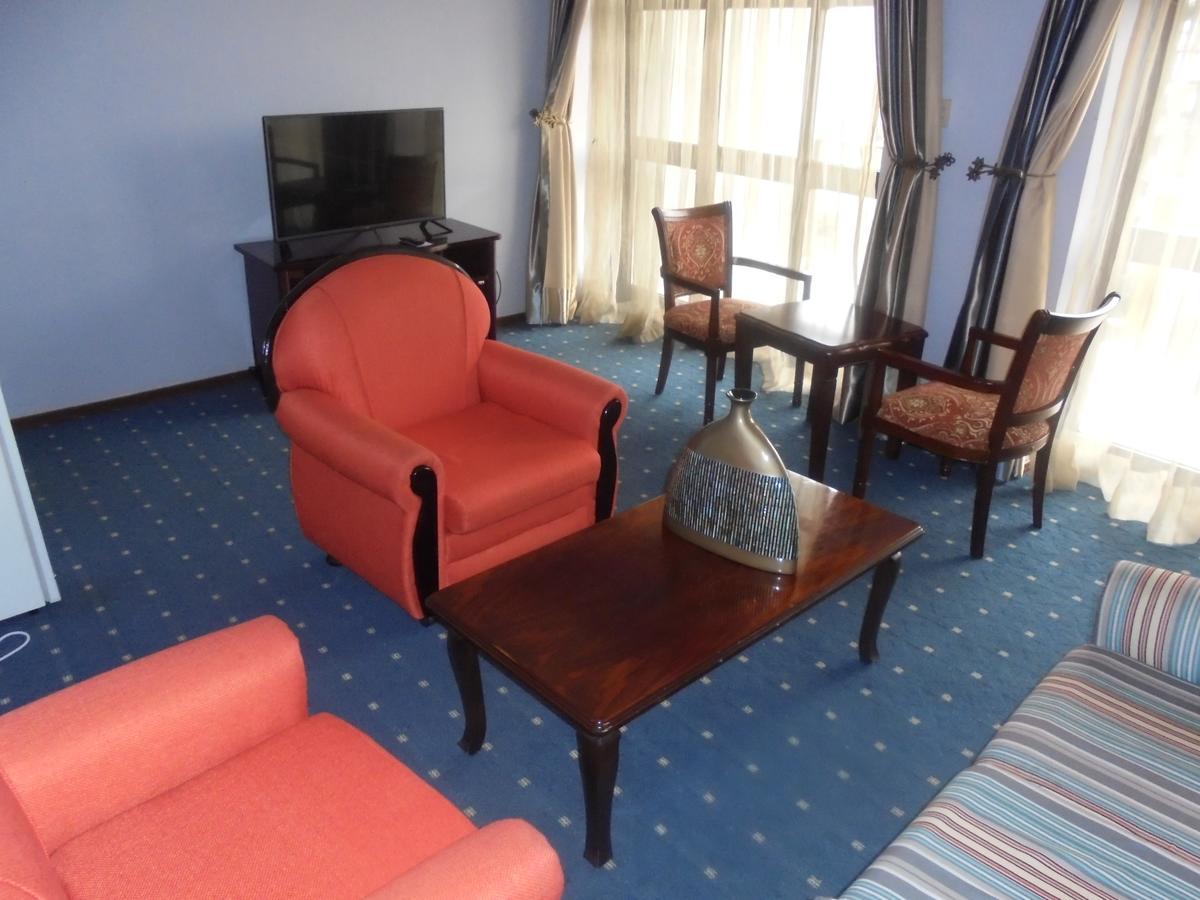 Global Hotel Addis Ababa Dış mekan fotoğraf